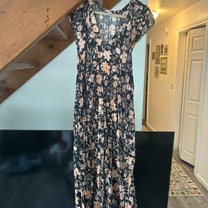 Old Navy Pink and Green Flutter Sleeve Maxi Dress